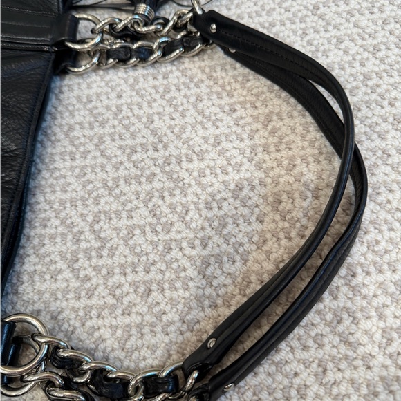 Elegant Coach Colette Black Leather Tote Bag - Picture 8 of 9